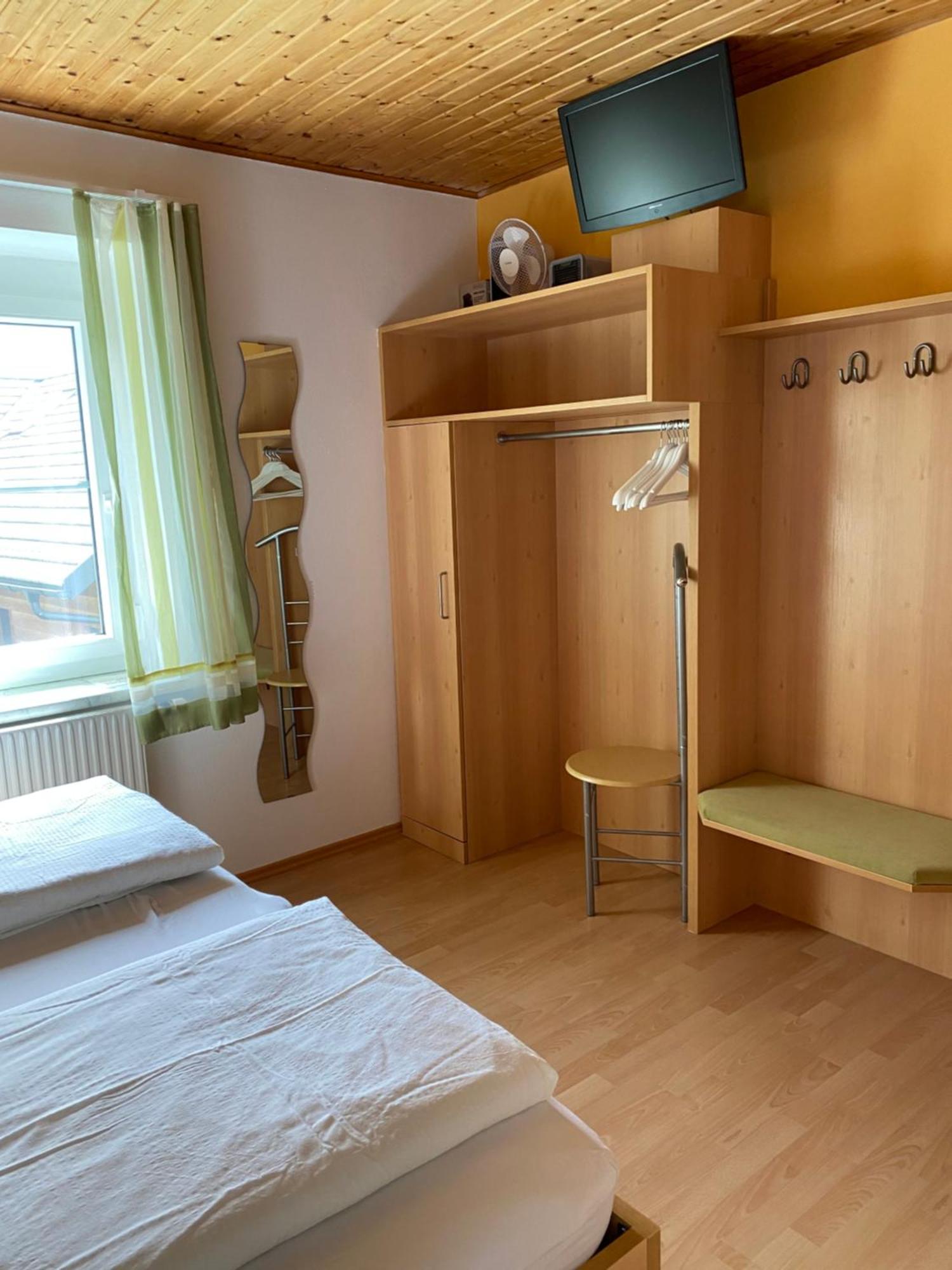 Privatzimmer Haus Gschweitl Semriach Buitenkant foto